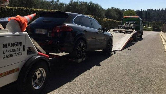 Κατασχέθηκε περιουσία του Βαλμπουενά για χρέη