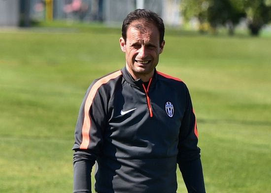Αλέγκρι: “Μένω στη Γιουβέντους”