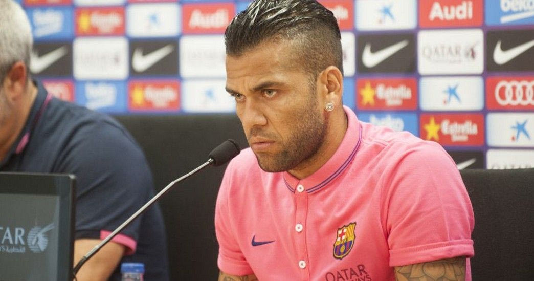 Άλβες: “Δεν με εκτιμά η Μπαρτσελόνα”