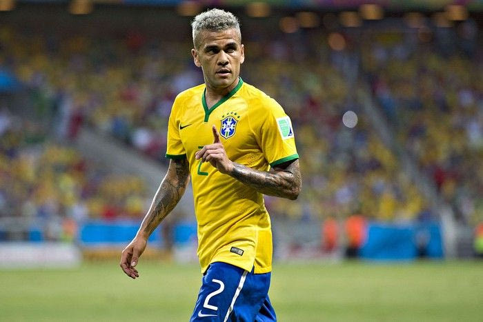 Χωρίς Ντάνι Άλβες και Οσκάρ η Βραζιλία, μέσα ο Ρομπίνιο