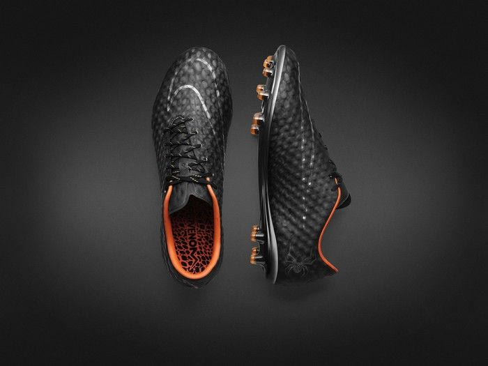 Η NIKE αποκαλύπτει το Hypervenom Phantom Transform