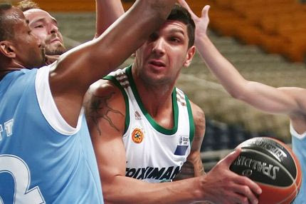 Χτύπησε και ο Μπατίστα, στο νοσοκομείο για εξετάσεις