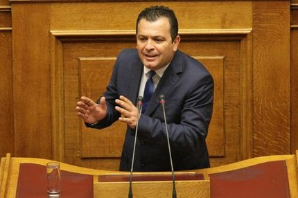 “Πρώτα να το διαβάσετε…”