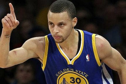 Ο Κάρι ψηφίστηκε MVP της σεζόν (VIDEOS)