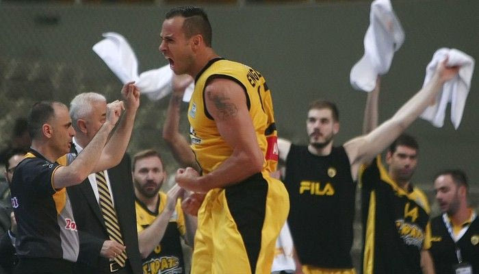 ΑΕΚ – Άρης 92-54