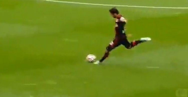 Γκολ με φάουλ από 40 μέτρα (VIDEO)