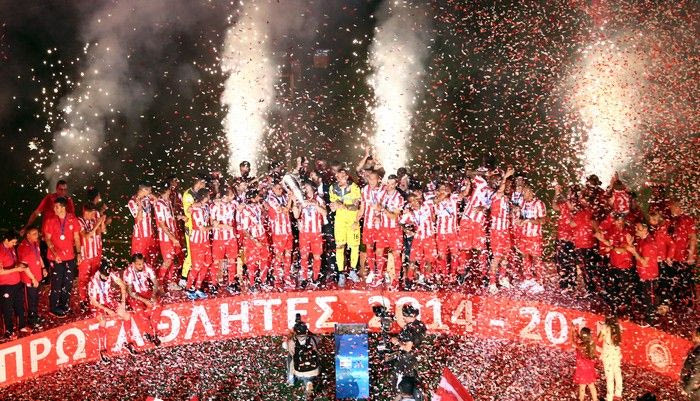 Η φιέστα του Ολυμπιακού (VIDEOS)