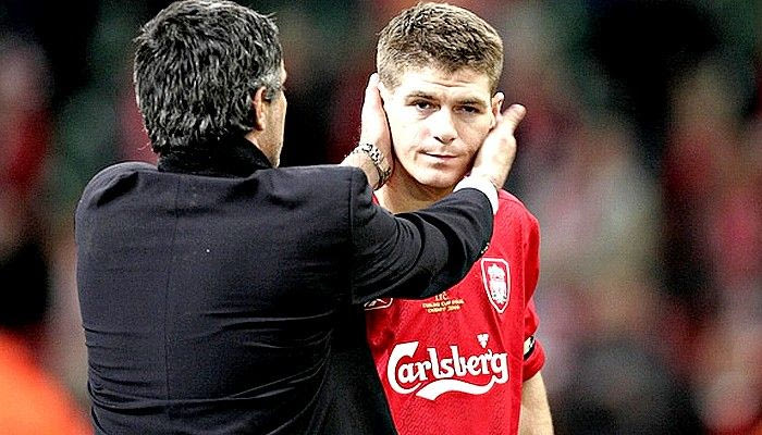 Ο “έρωτας” του Μουρίνιο για τον Τζέραρντ: “Μ’ έκανε καλύτερο προπονητή!” (VIDEO)