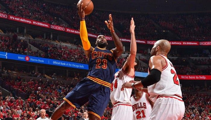 Ο Λεμπρόν πήρε την εκδίκησή του, εκτέλεσε στην εκπνοή και οι Καβαλίερς ισοφάρισαν τους Μπουλς!