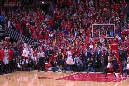 To buzzer beater του “βασιλιά” Λεμπρόν (VIDEO)