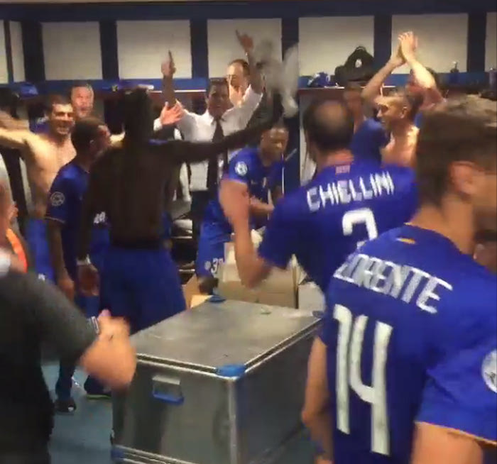 Τραγούδια και χοροί στα αποδυτήρια της Γιουβέντους (VIDEO)