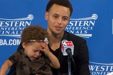 Έκλεψε την παράσταση η κόρη του Κάρι (VIDEO)