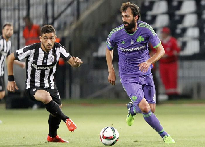 Άσεμνη χειρονομία Κουτρουμπή στους οπαδούς του ΠΑΟΚ