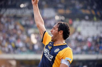 Σοκ στη Βερόνα με Τόνι