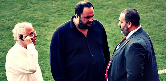 “Kόψτε τα μπάνια”! Έξαλλος ο Μαρινάκης με τα… Αστέρια του