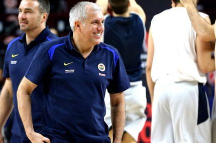 Final Four: Πόλος έλξης ο Ομπράντοβιτς (VIDEOS)