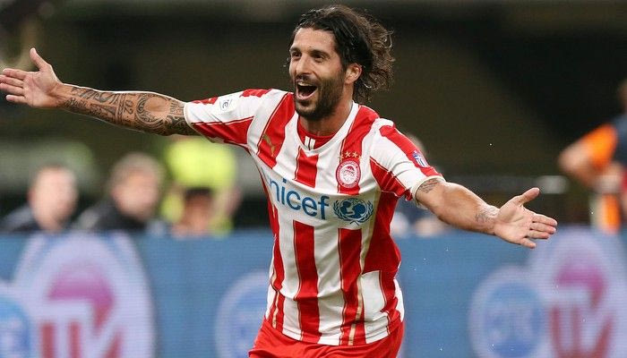 Η χρυσή Βίβλος του Κυπέλλου