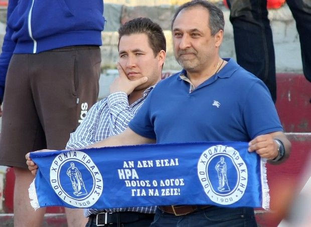 Στην εξέδρα του ΕΑΚ ο Παπαθανασάκης