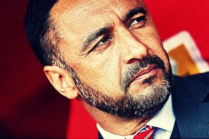 Φάκελος “προπονητής”: Τι κρατάει και τι… διώχνει τον Περέιρα