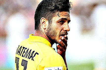 Ένα διπλό, μια φουρτούνα και δύο δεξιά μπακ