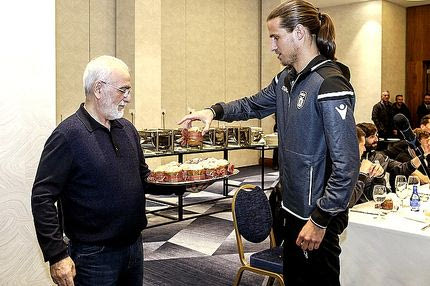 Τι να το κάνει το φλουρί ο Πρίγιοβιτς; Αλλο τον “καίει”