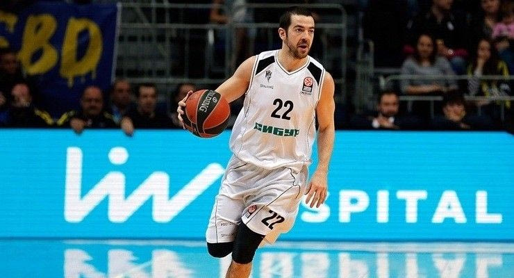 Στη Μακάμπι ο Ρότσεστι