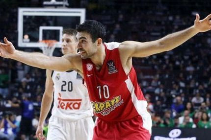 Σλούκας: “Τον πρώτο λόγο τον έχει ο Ολυμπιακός”