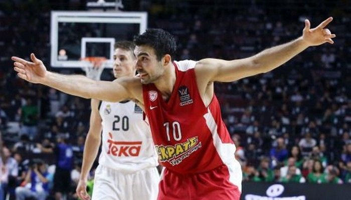 Σλούκας: “Τον πρώτο λόγο τον έχει ο Ολυμπιακός”