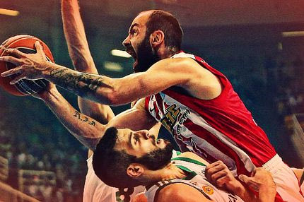 Τα κορυφαία καλάθια του Σπανούλη στο ντέρμπι (VIDEOS)