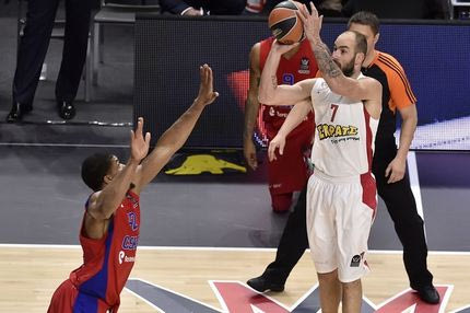 Το τρομερό τρίποντο του Σπανούλη στην κορυφή του Top5 (VIDEO)