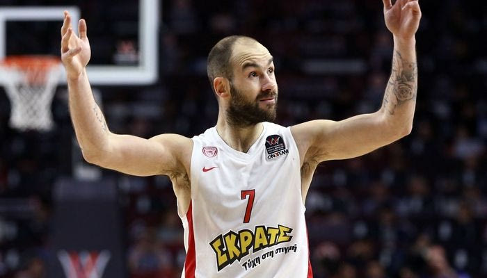 Ο μπασκετικός κόσμος αποθέωσε τον Σπανούλη