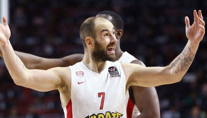 Final Four: Οι ξένες περιγραφές στο μεγάλο τρίποντο του Σπανούλη (VIDEOS)