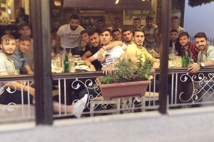 Έκανε το τραπέζι στην Κ20 ο Τζαβέλλας (PHOTO)