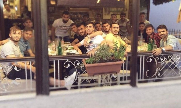 Έκανε το τραπέζι στην Κ20 ο Τζαβέλλας (PHOTO)