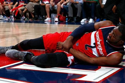 Θρυμματίστηκε ο καρπός του Ουόλ (VIDEO)