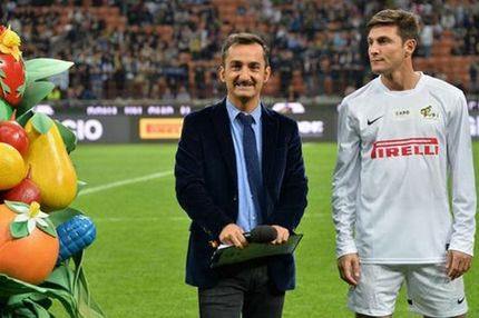 Με πανηγυρικό τρόπο απέσυρε την φανέλα του Σανέτι η Ίντερ (PHOTOS & VIDEOS)