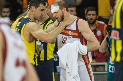 Το fair play του Ζήση (VIDEO)