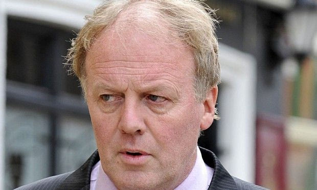 Εννιά μήνες φυλάκιση στον Ντίξον