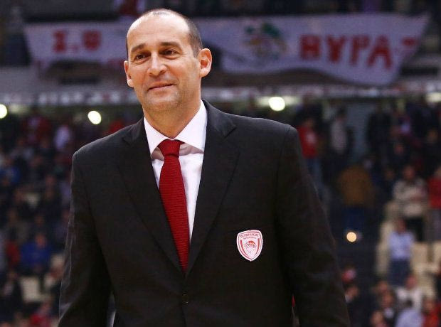 Π. Αγγελόπουλος: “Ο κόσμος να μην ασχολείται με άτομα που δεν αξίζουν. Και δεν εννοώ τους παίκτες”