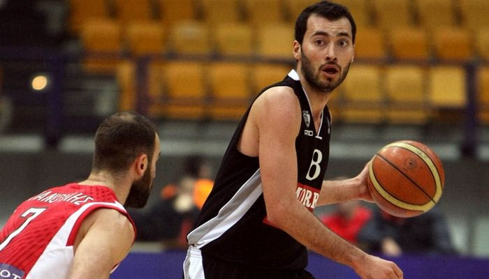 Αποστολίδης στο Contra.gr: “Είναι 51%-49% υπέρ του ΠΑΟΚ”