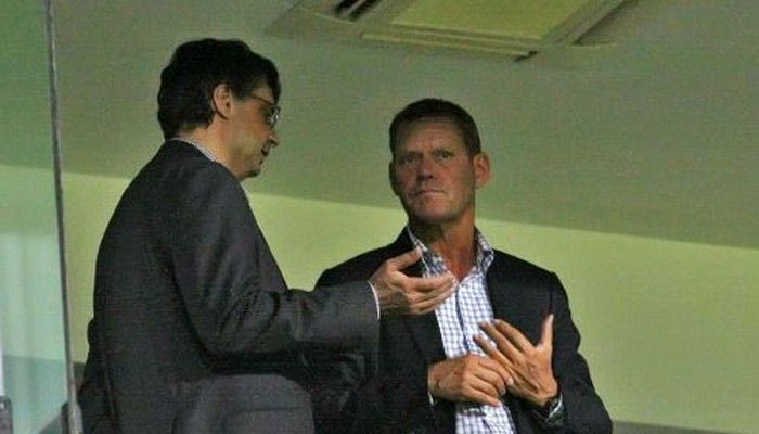 Ο Άρνεσεν, ο Φε και… ο Άντβοκαατ!