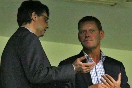 Τετ α τετ Άρνεσεν – παικτών