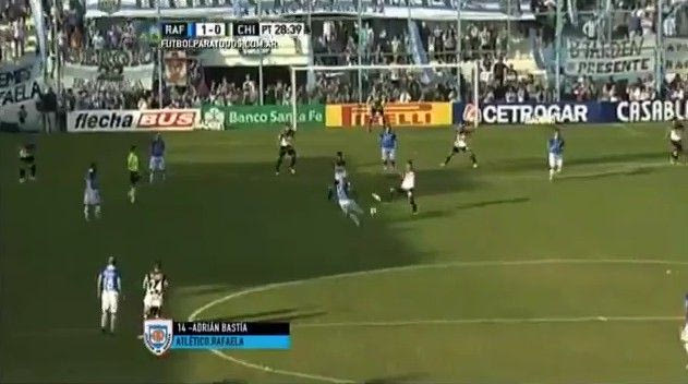 Τρομερό γκολ στην Αργεντινή από τα 35 μέτρα