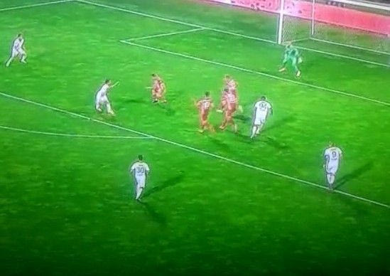 Σπουδαία ασίστ ο Μπελούστσι με τακουνάκι