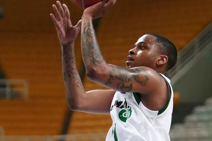 Μέσα ο Κούπερ, έξω ο Μπατίστα