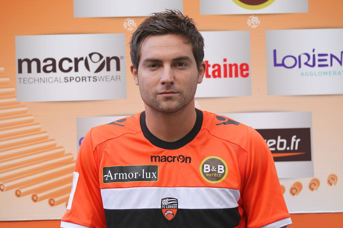 Νέος προπονητής και Κουταντέρ