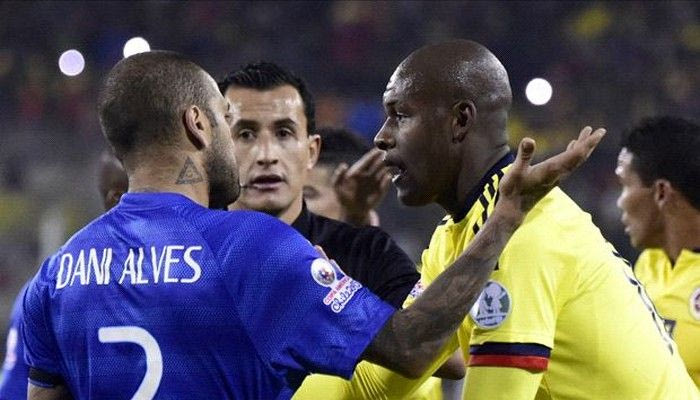 Ξεσπάθωσε κατά των διαιτητών ο Άλβες