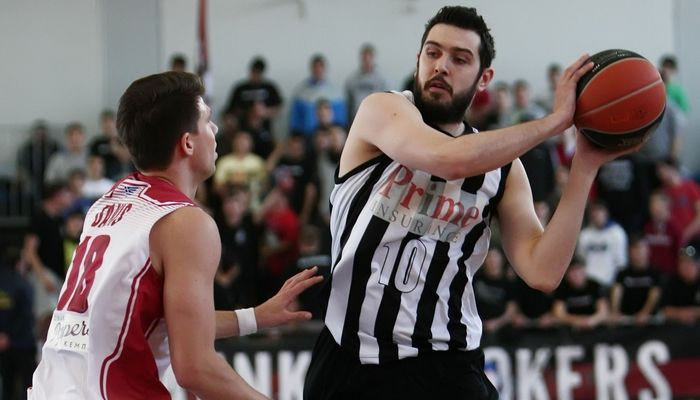 Δέδας: “Ιδεατό το μοντέλο του Ολυμπιακού”