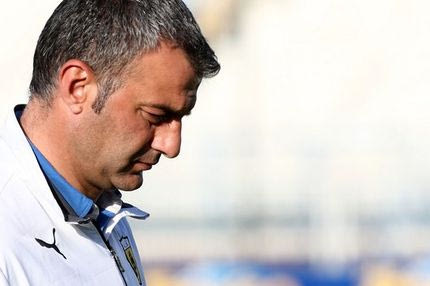 Ανοιχτό άφησε το θέμα της παραμονής του στην ΑΕΚ ο Δέλλας