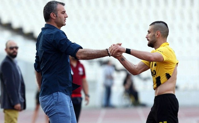 Ψήφος εμπιστοσύνης στον Δέλλα!